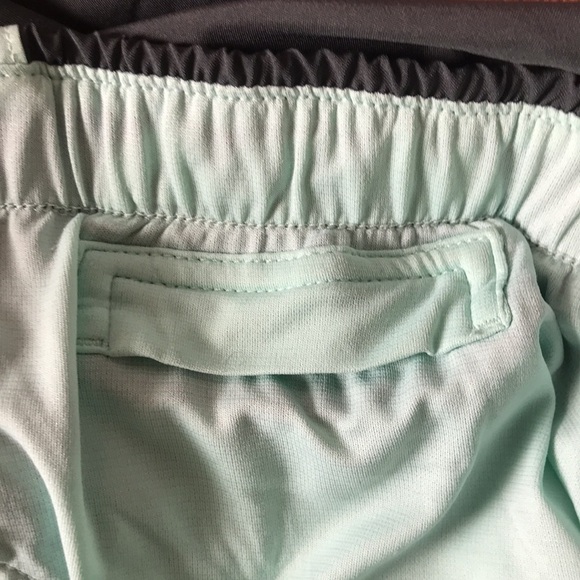 Adidas size Small lined athletic running shorts gray & teal color. - Picture 6 of 8